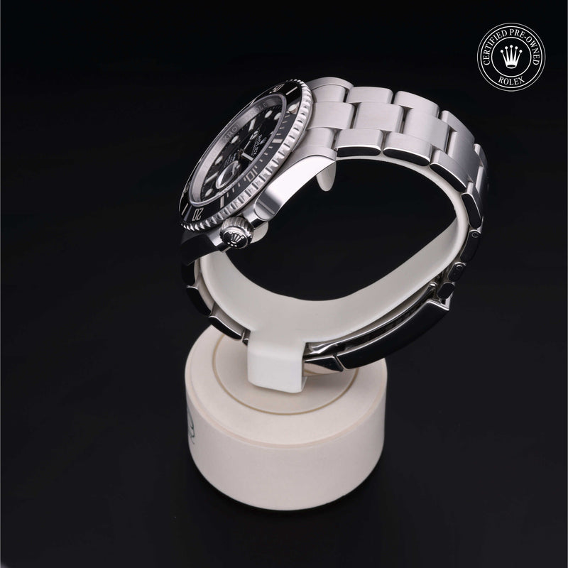 Rolex Certified Pre-Owned Watch Oyster Perpetual Submariner Date