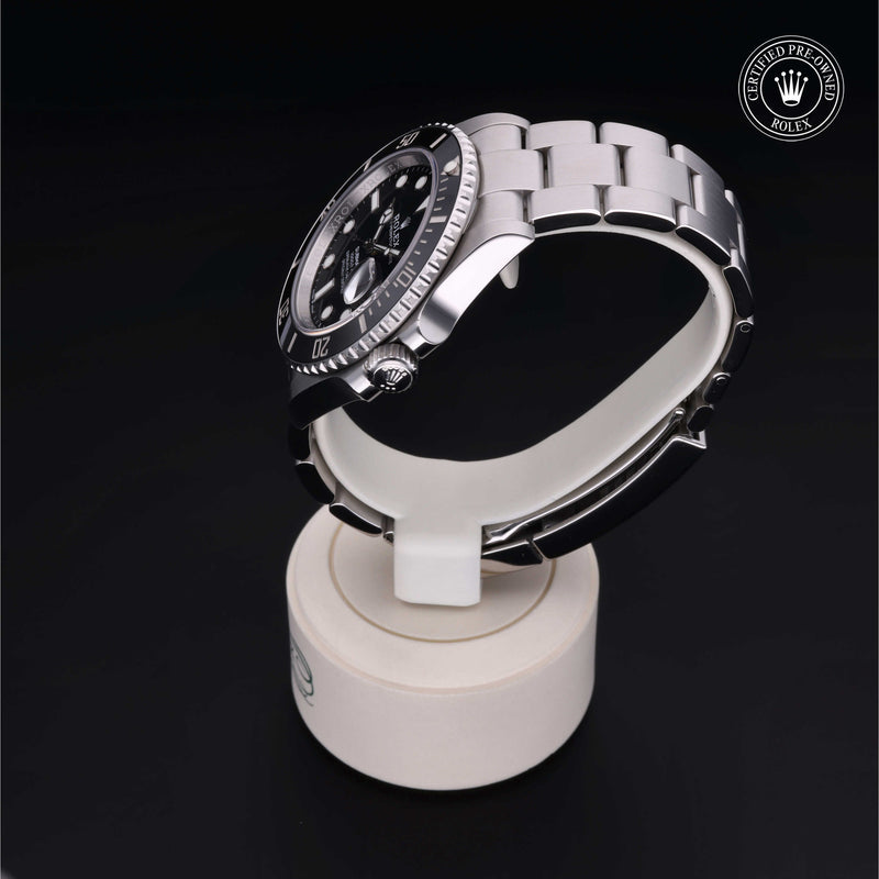 Rolex Certified Pre-Owned Watch Oyster Perpetual Submariner Date