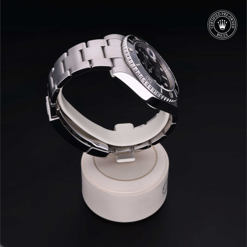 Rolex Certified Pre-Owned Watch Oyster Perpetual Submariner Date