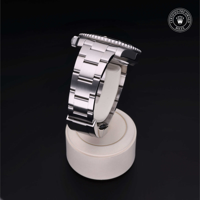 Rolex Certified Pre-Owned Watch Oyster Perpetual Submariner Date