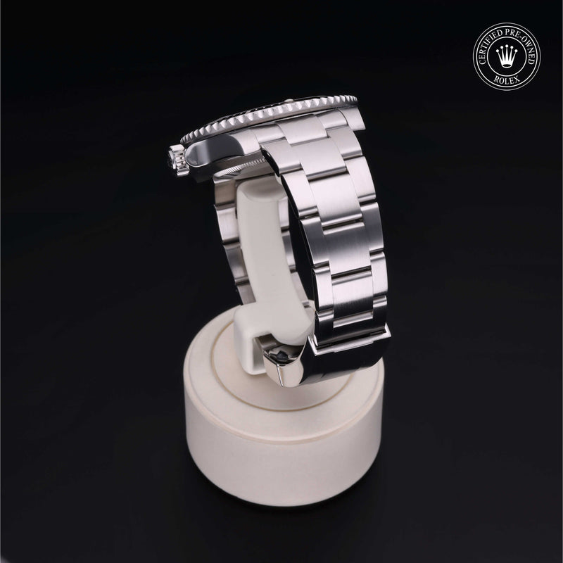 Rolex Certified Pre-Owned Watch Oyster Perpetual Submariner Date