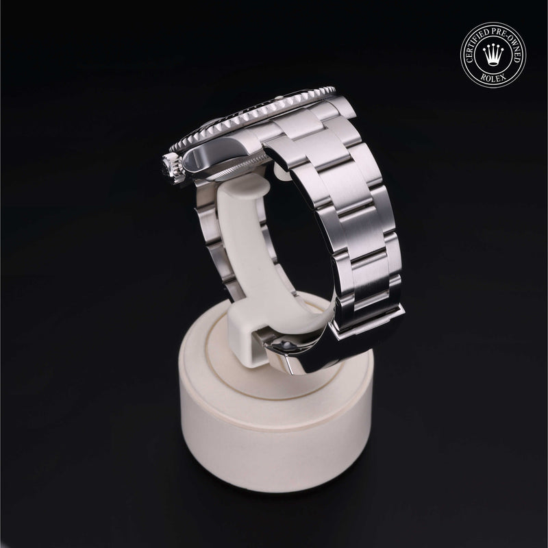 Rolex Certified Pre-Owned Watch Oyster Perpetual Submariner Date