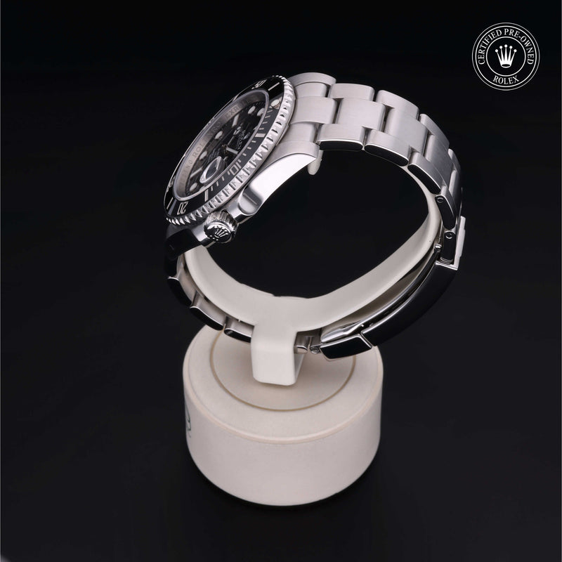 Rolex Certified Pre-Owned Watch Oyster Perpetual Submariner Date