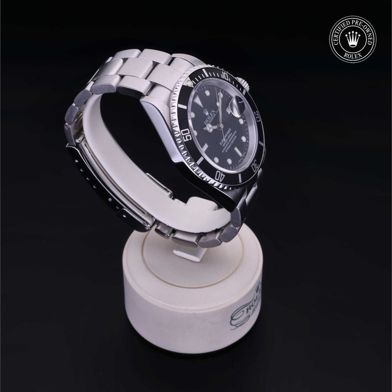 Rolex Certified Pre-Owned Watch Oyster Perpetual Submariner Date