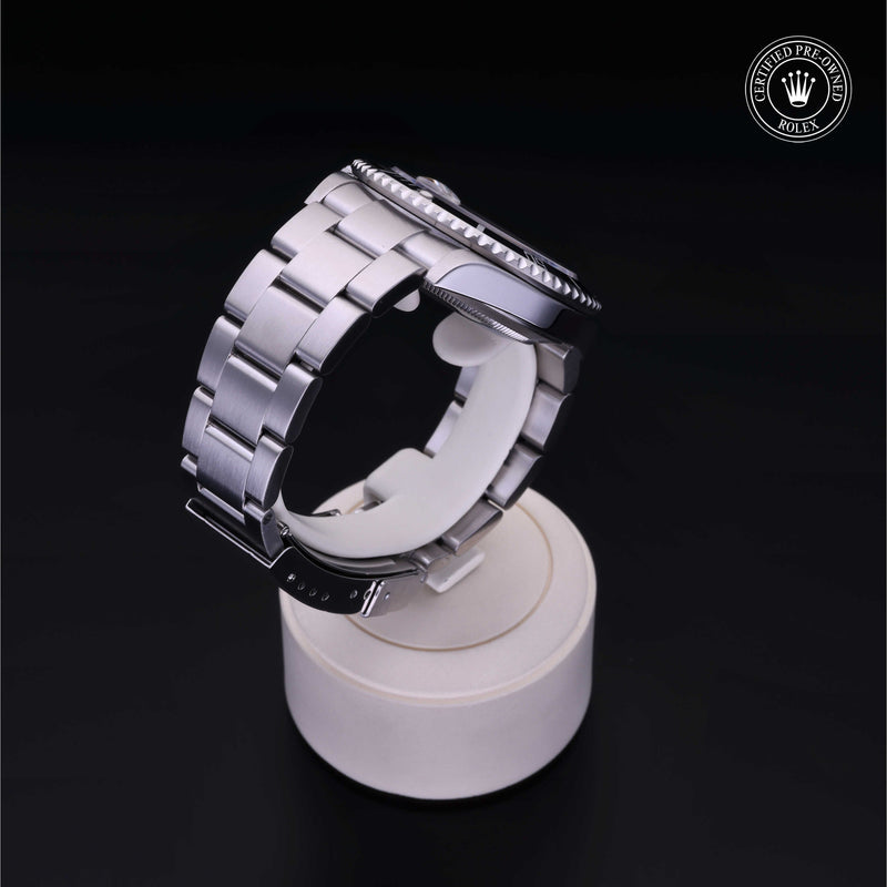 Rolex Certified Pre-Owned Watch Oyster Perpetual Submariner Date