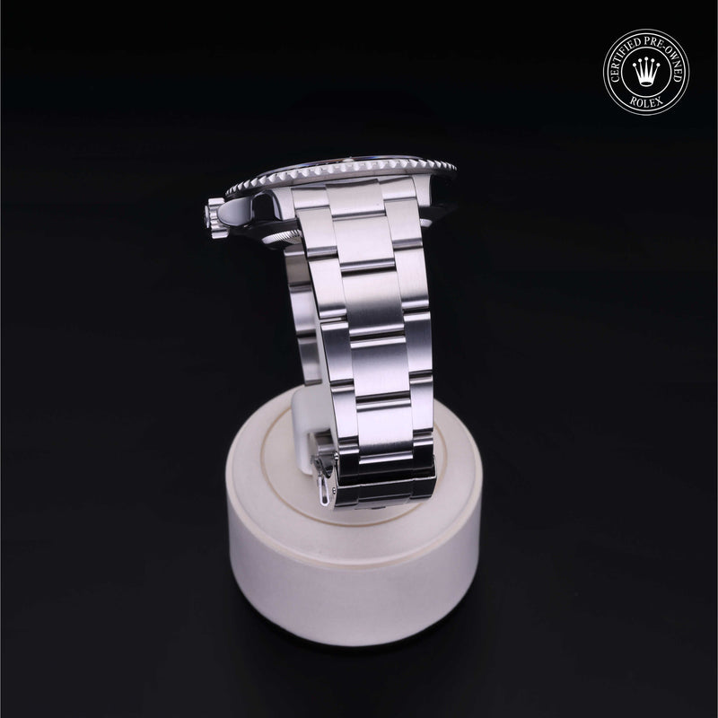 Rolex Certified Pre-Owned Watch Oyster Perpetual Submariner Date