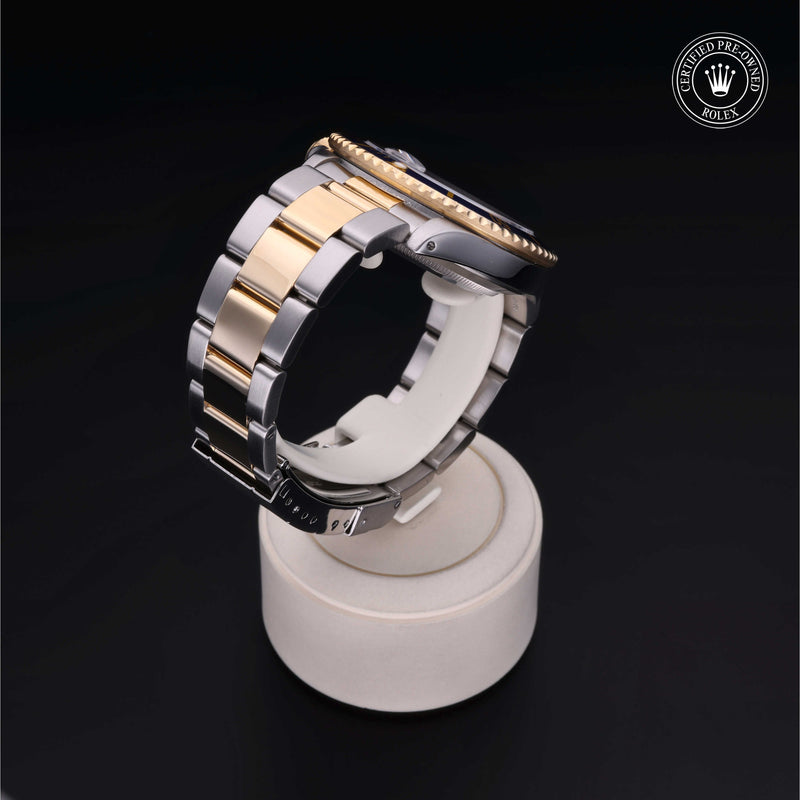 Rolex Certified Pre-Owned Watch Oyster Perpetual Submariner Date