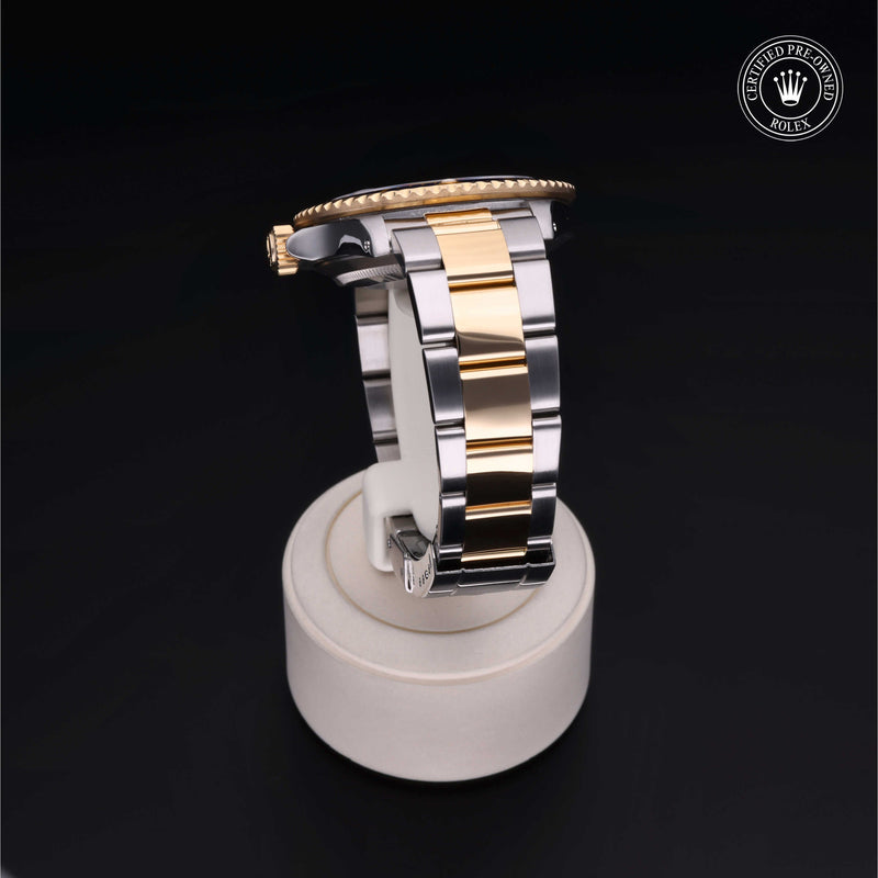 Rolex Certified Pre-Owned Watch Oyster Perpetual Submariner Date