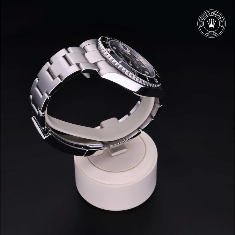 Rolex Certified Pre-Owned Watch Oyster Perpetual Submariner Date