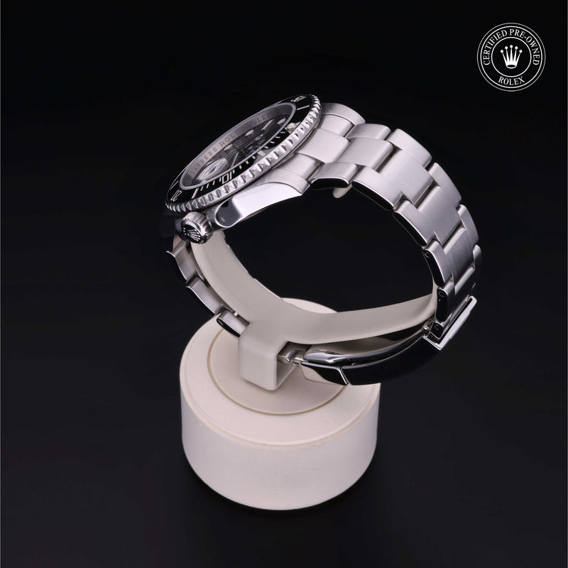 Rolex Certified Pre-Owned Watch Oyster Perpetual Submariner Date