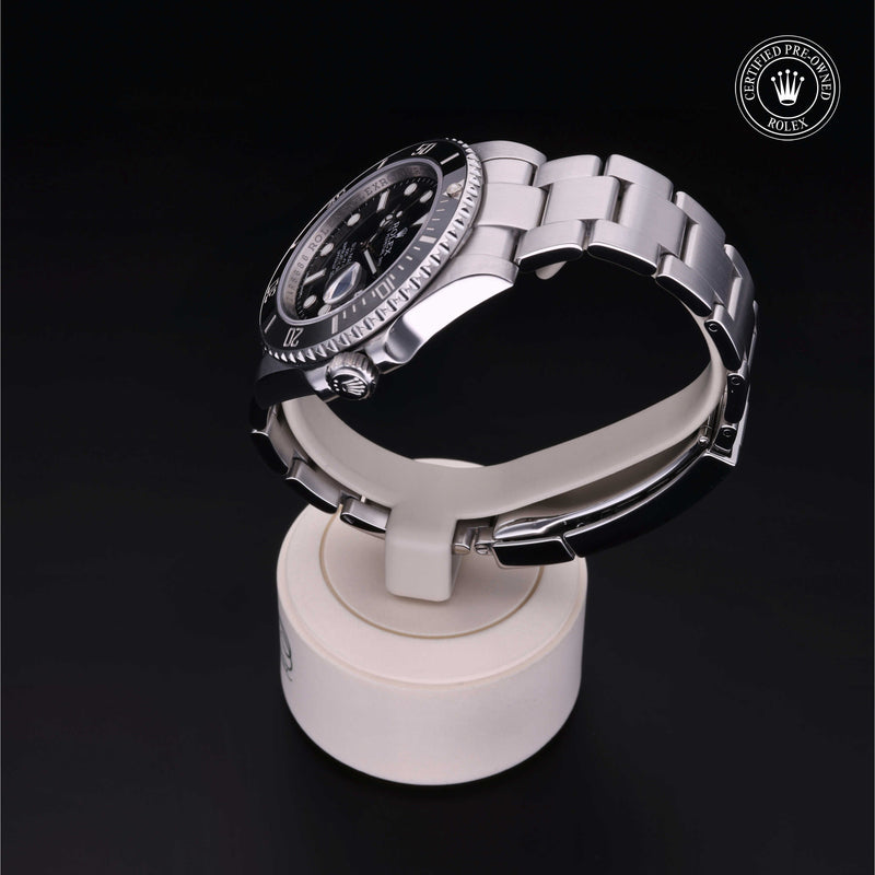 Rolex Certified Pre-Owned Watch Oyster Perpetual Submariner Date