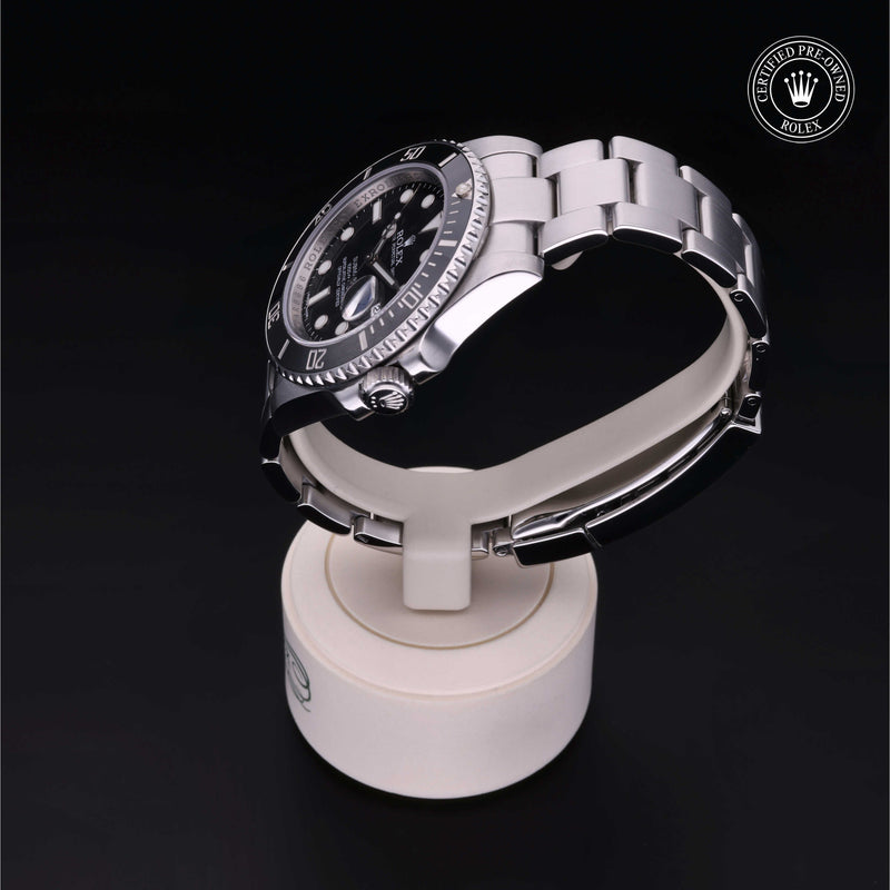 Rolex Certified Pre-Owned Watch Oyster Perpetual Submariner Date