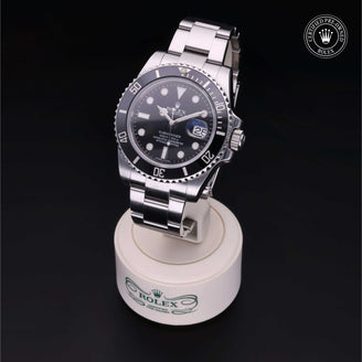 Rolex Certified Pre-Owned Watch Oyster Perpetual Submariner Date
