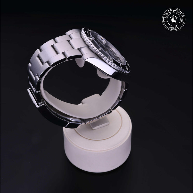 Rolex Certified Pre-Owned Watch Oyster Perpetual Submariner Date