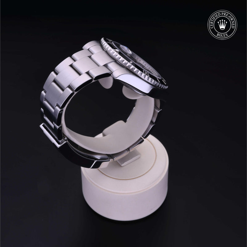 Rolex Certified Pre-Owned Watch Oyster Perpetual Submariner Date
