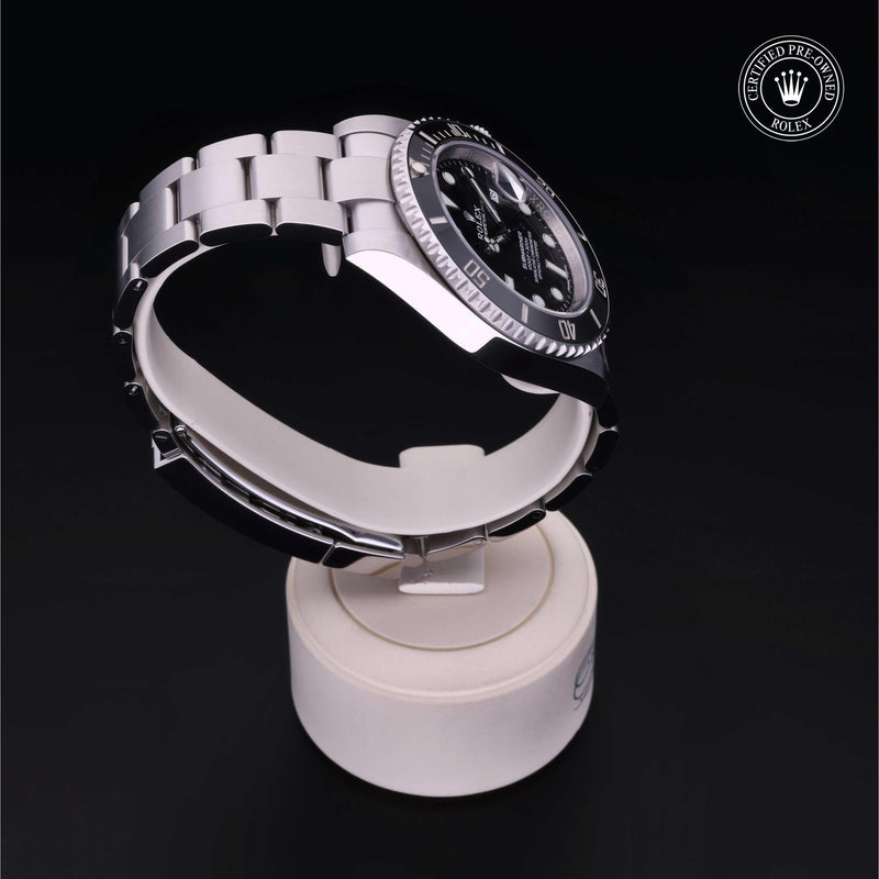 Rolex Certified Pre-Owned Watch Oyster Perpetual Submariner Date