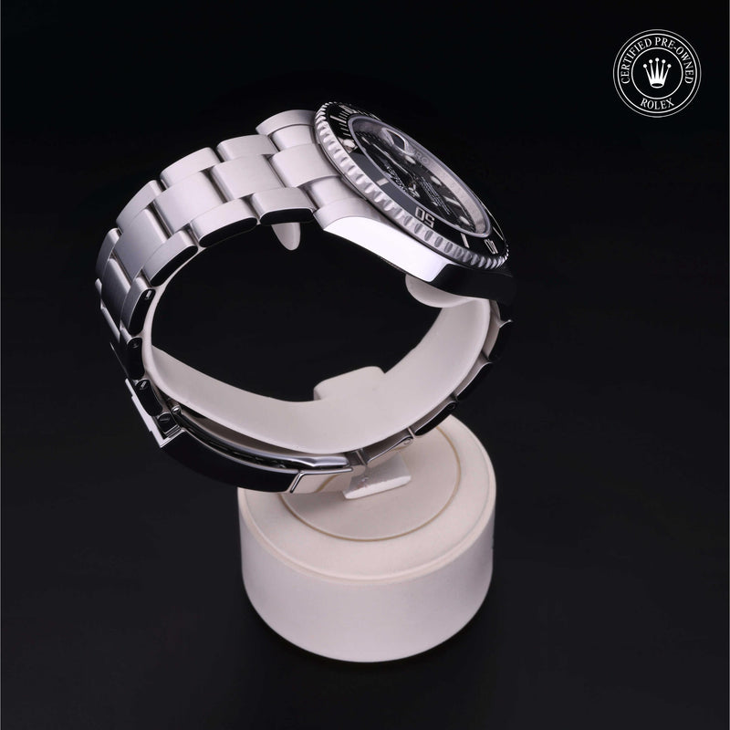 Rolex Certified Pre-Owned Watch Oyster Perpetual Submariner Date
