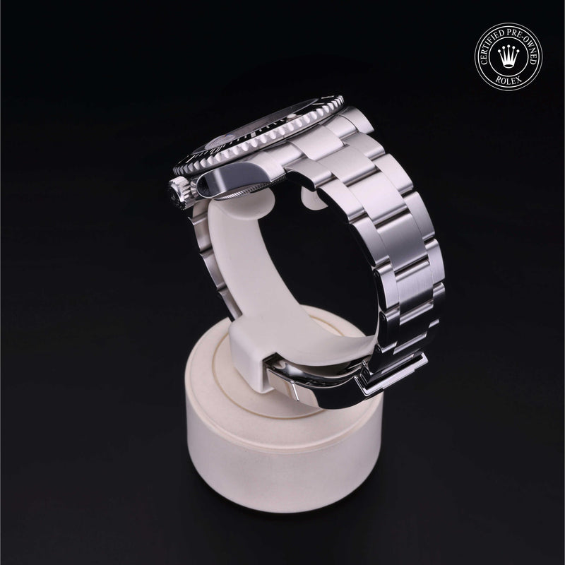 Rolex Certified Pre-Owned Watch Oyster Perpetual Submariner Date