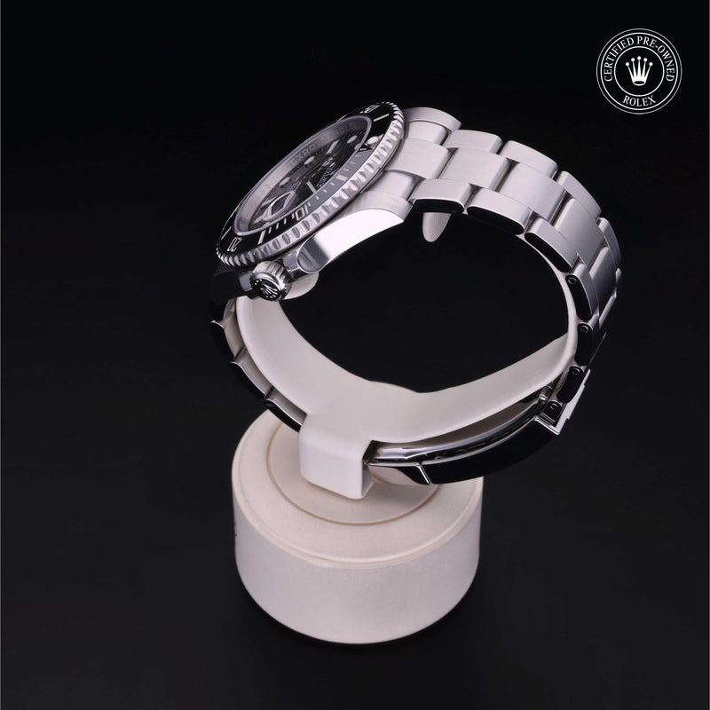 Rolex Certified Pre-Owned Watch Oyster Perpetual Submariner Date