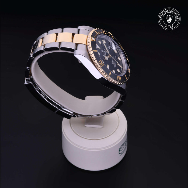 Rolex Certified Pre-Owned Watch Oyster Perpetual Submariner Date