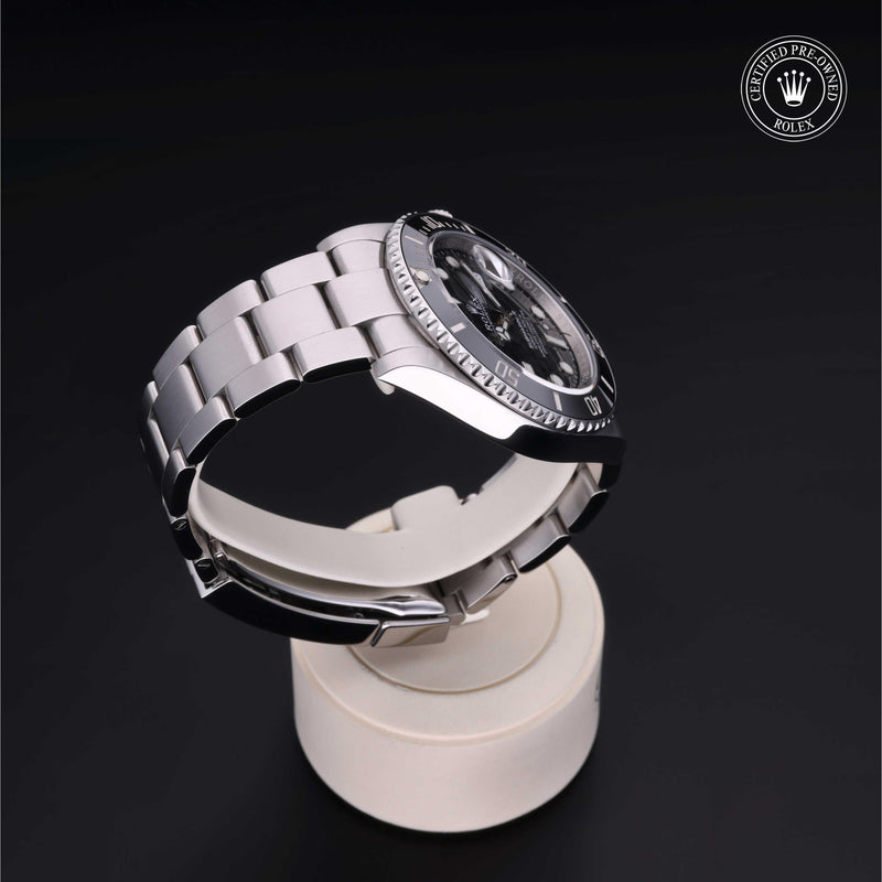 Rolex Certified Pre-Owned Watch Oyster Perpetual Submariner Date