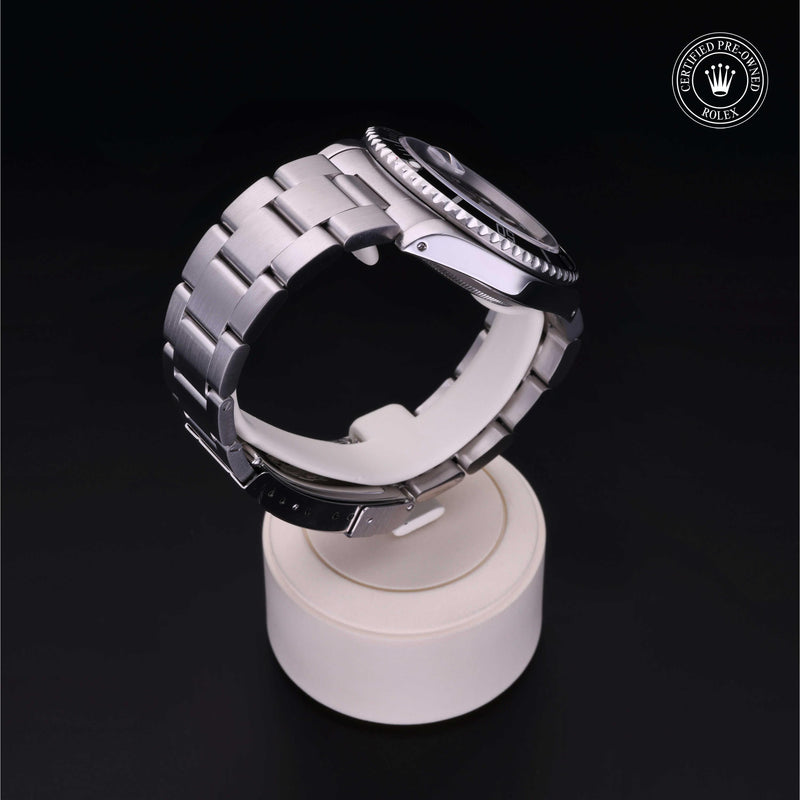 Rolex Certified Pre-Owned Watch Oyster Perpetual Submariner Date