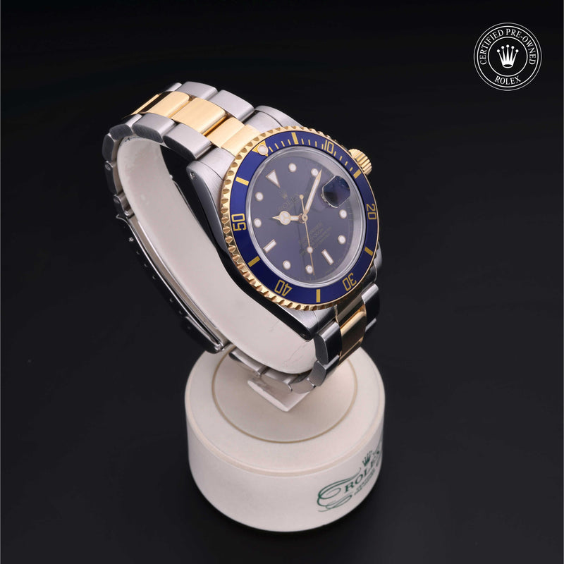 Rolex Certified Pre-Owned Watch Oyster Perpetual Submariner Date