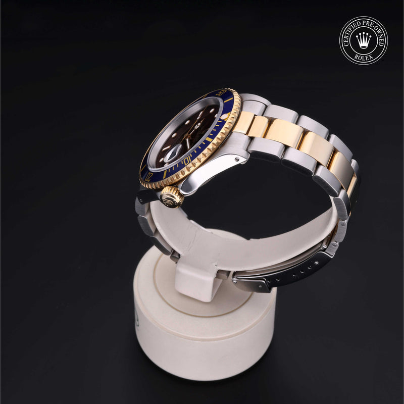 Rolex Certified Pre-Owned Watch Oyster Perpetual Submariner Date