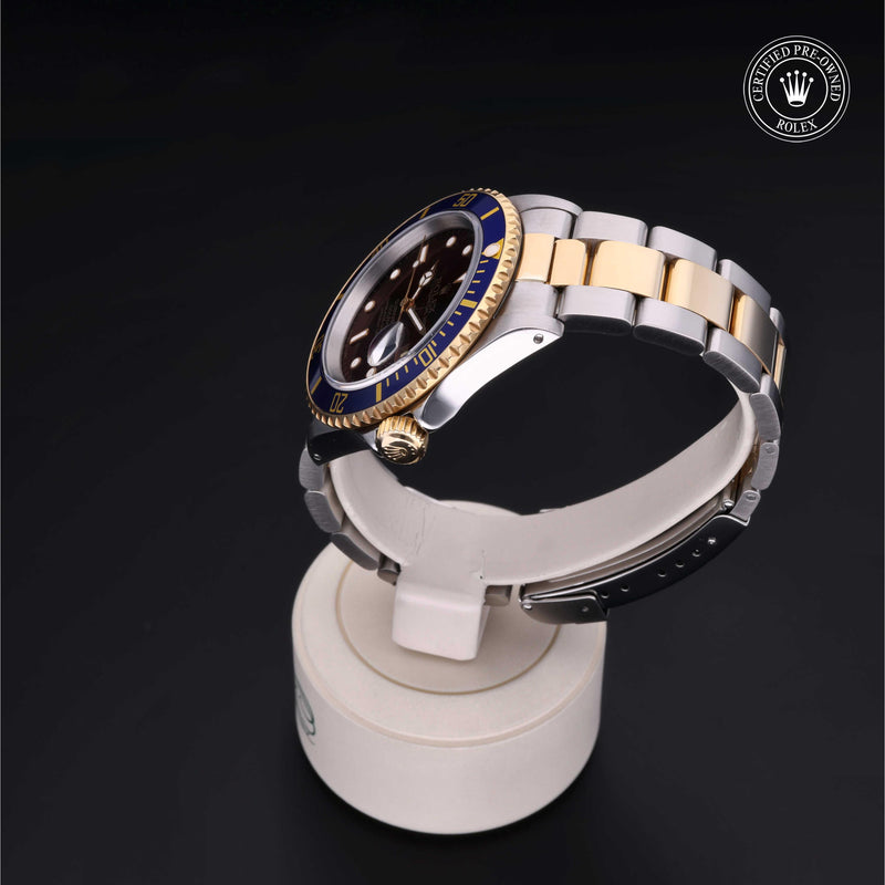 Rolex Certified Pre-Owned Watch Oyster Perpetual Submariner Date