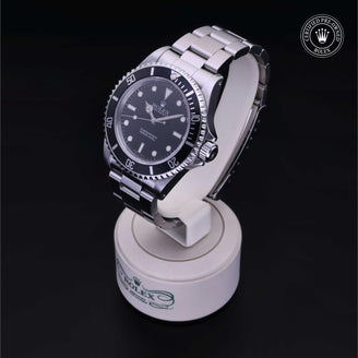 Oyster Perpetual Submariner - image 6 of 37