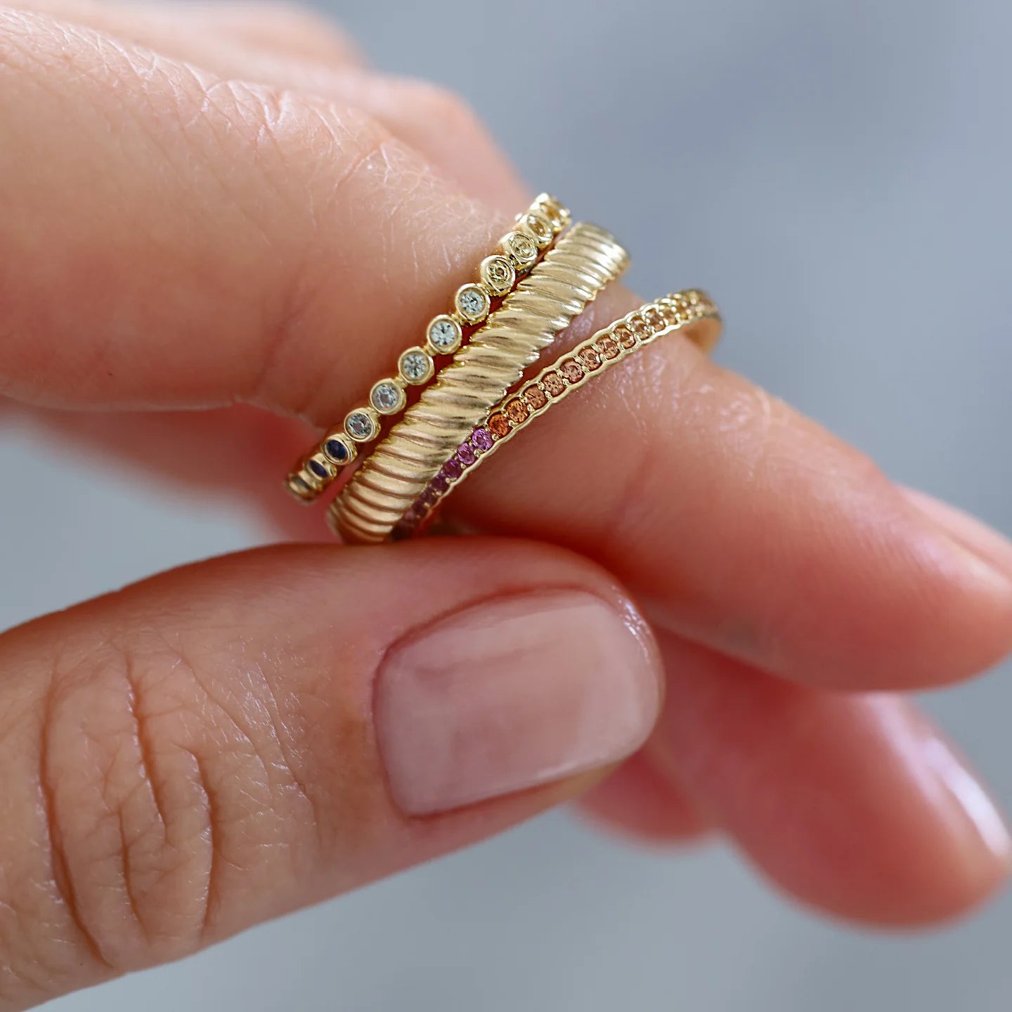 Sethi Couture Wedding Band Sethi Couture 18K Yellow Gold Rainbow Sapphire Scallop Band - Size 6.5