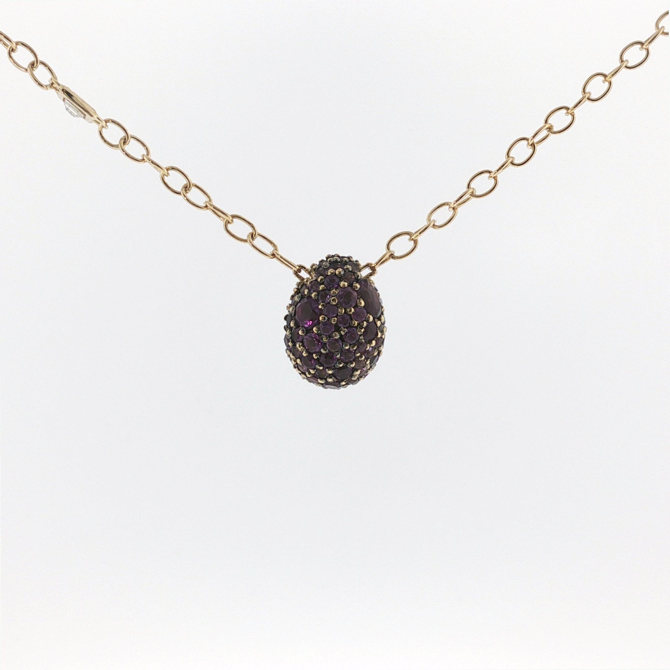 Springer's Chains Estate Dorian Webb 18K Yellow Gold Amethyst Egg Necklace