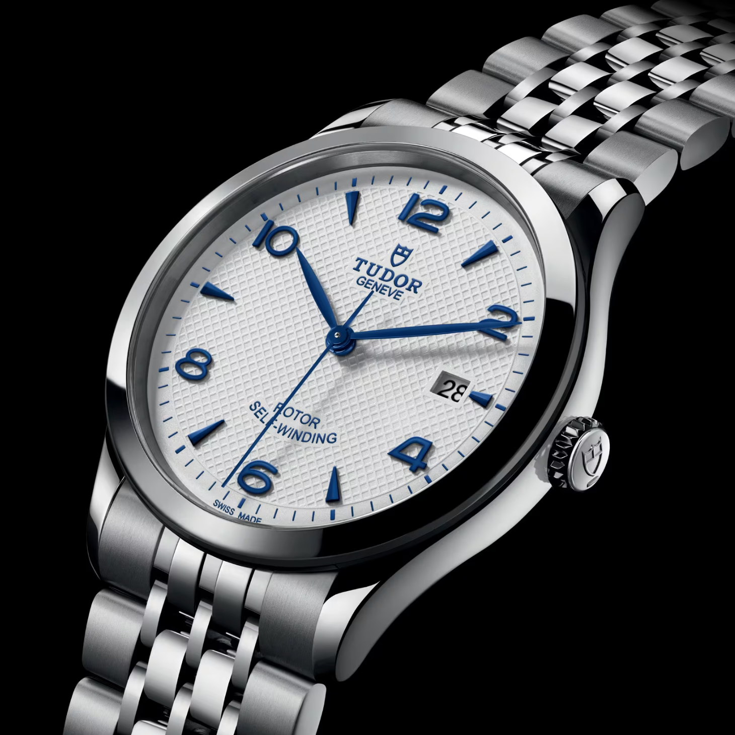 TUDOR 1926 39mm Case Opaline and Blue Dial Steel Case (M91550-0005)