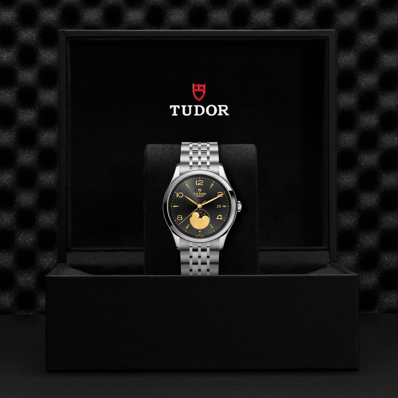 TUDOR Watch TUDOR 1926 Luna 39mm Black Dial, Stainless Steel Bracelet (M91560-0003)