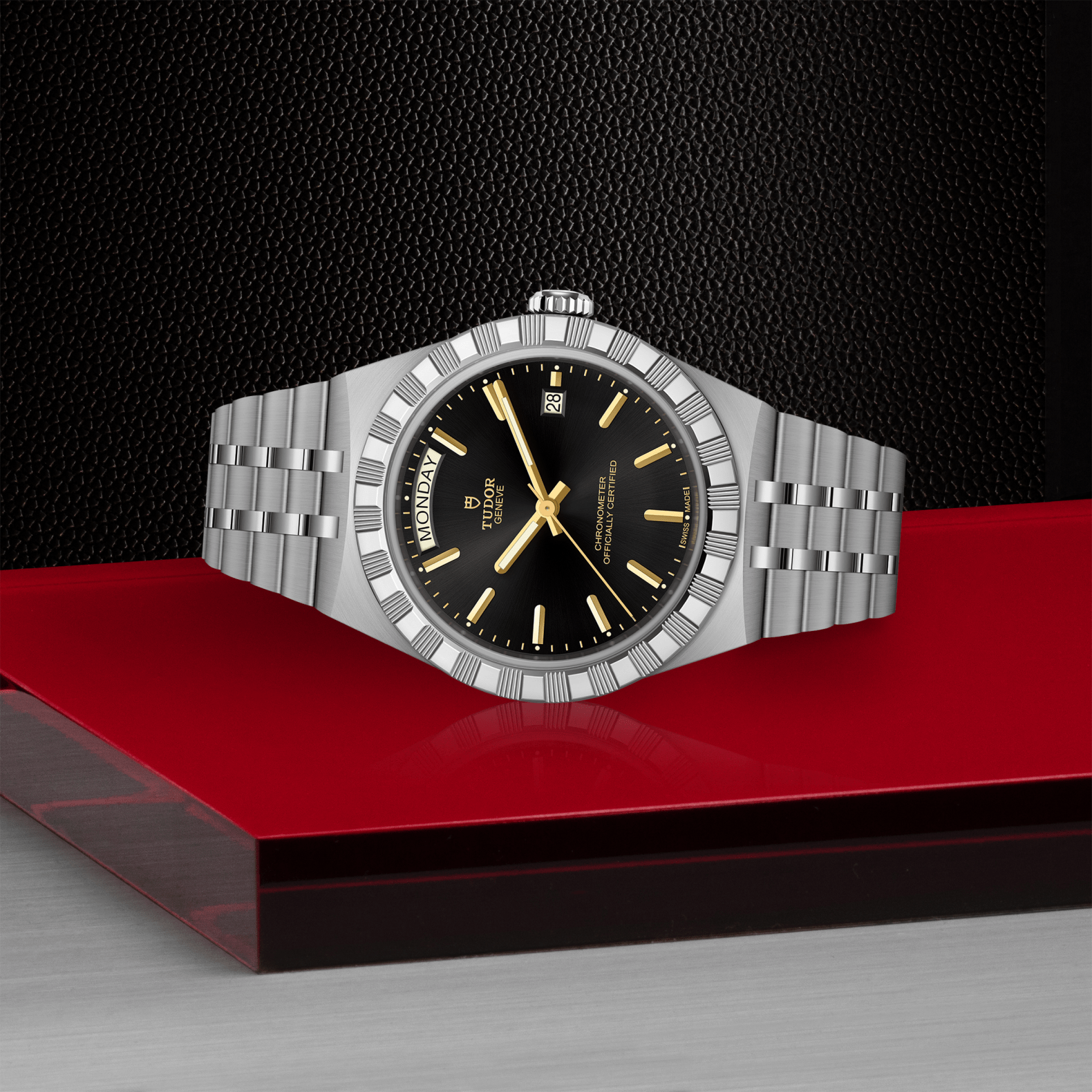 TUDOR Watch TUDOR 40mm TUDOR Royal Black Dial, Stainless Steel Bracelet (M2840D1A0-0001)