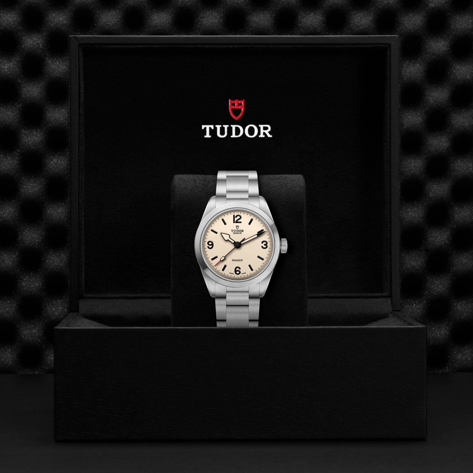 TUDOR Watch TUDOR Ranger, Beige Dial, Steel Bracelet (M79950-0008)