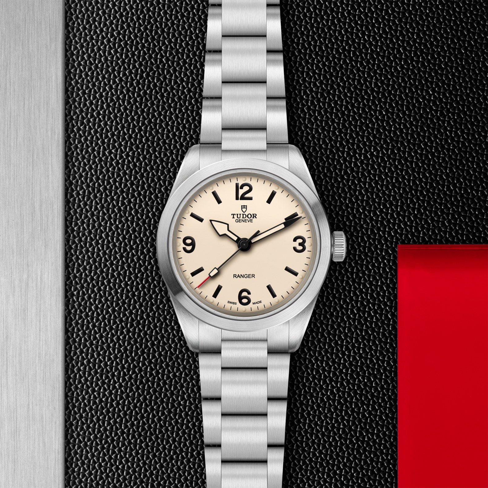 マルコー TUDOR Ranger, Beige Dial, Steel Bracelet (M79950-0008) – Springer's
