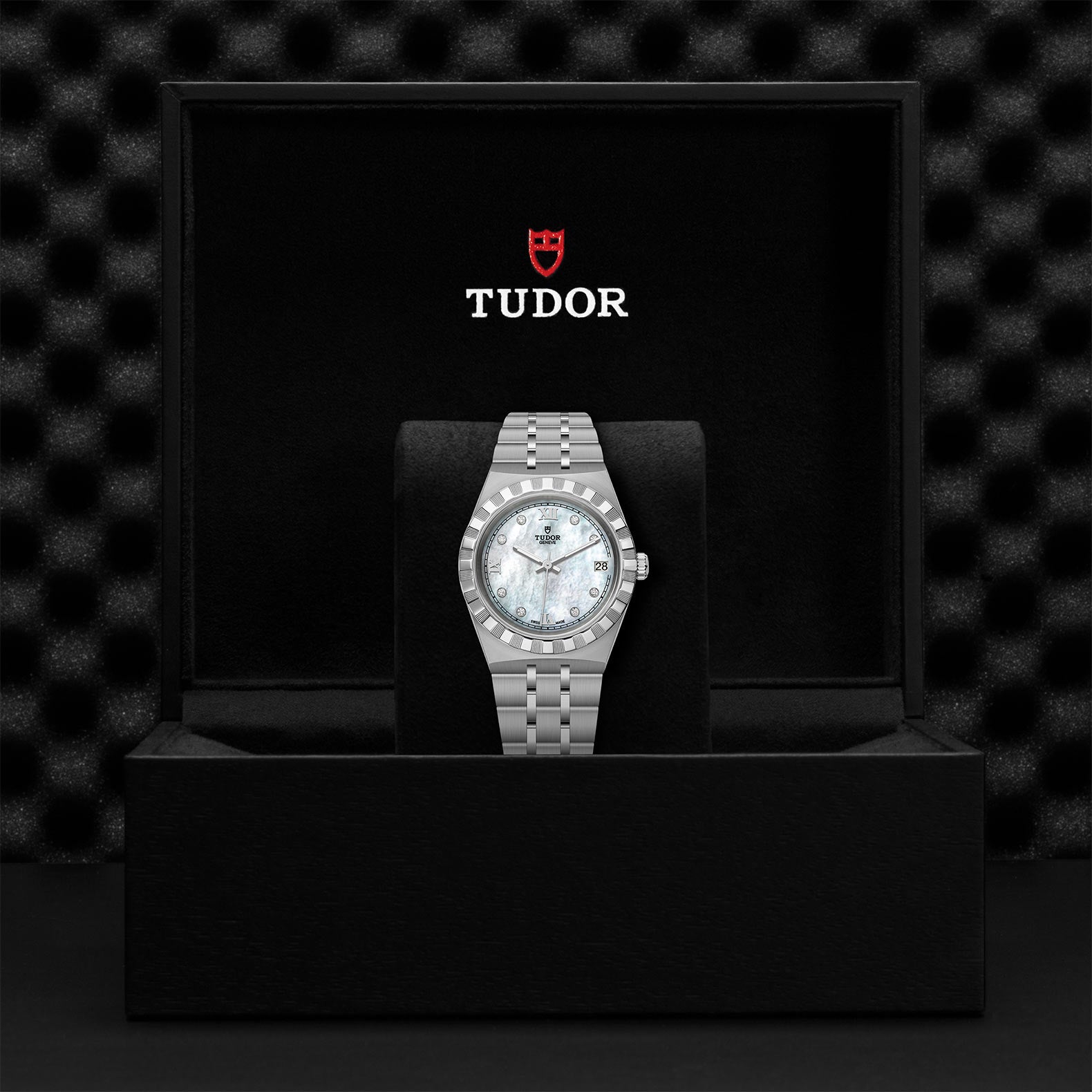 TUDOR Watch TUDOR Royal, 34mm Gem-Set White Mother-of-Pearl Dial, Stainless Steel Bracelet (M28400-0005)