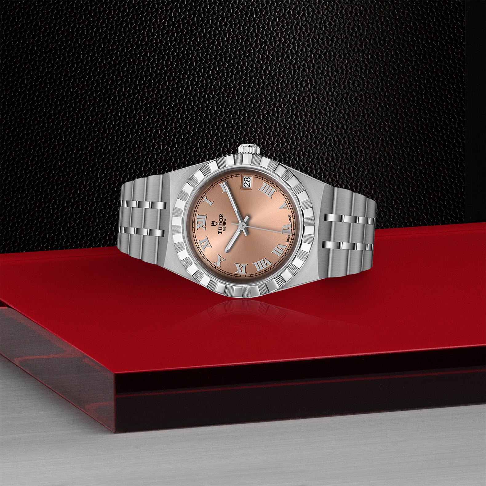 TUDOR Watch TUDOR Royal, 34mm Salmon Dial, Stainless Steel Bracelet (M28400-0009)
