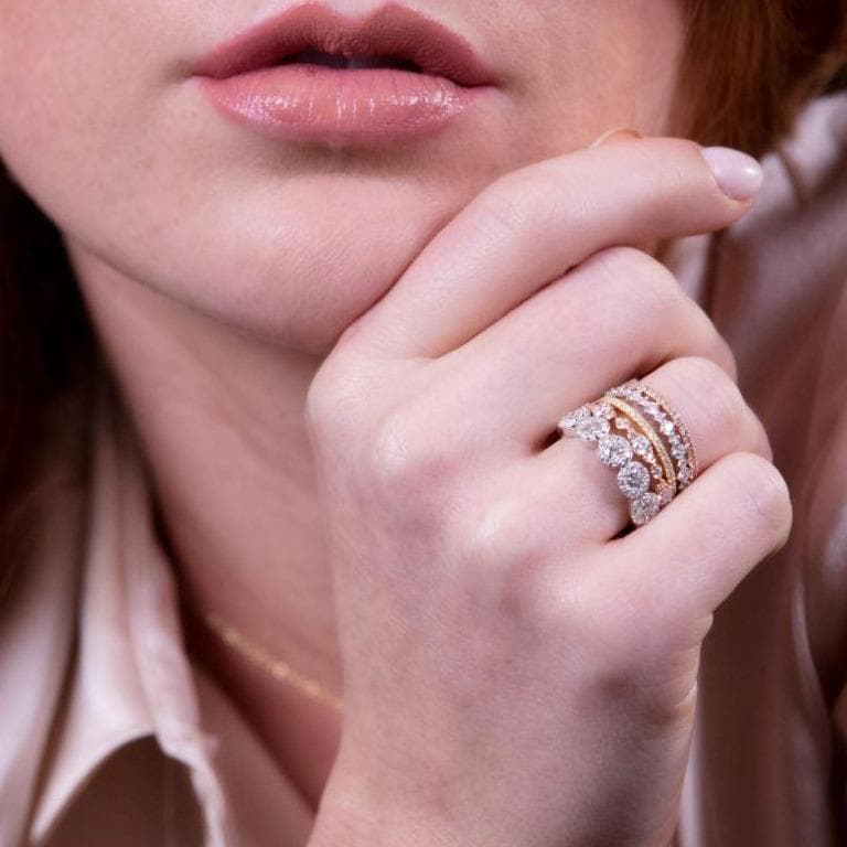 Hearts on Fire Ring Gracious Classic Diamond Band 18k White / 6.5